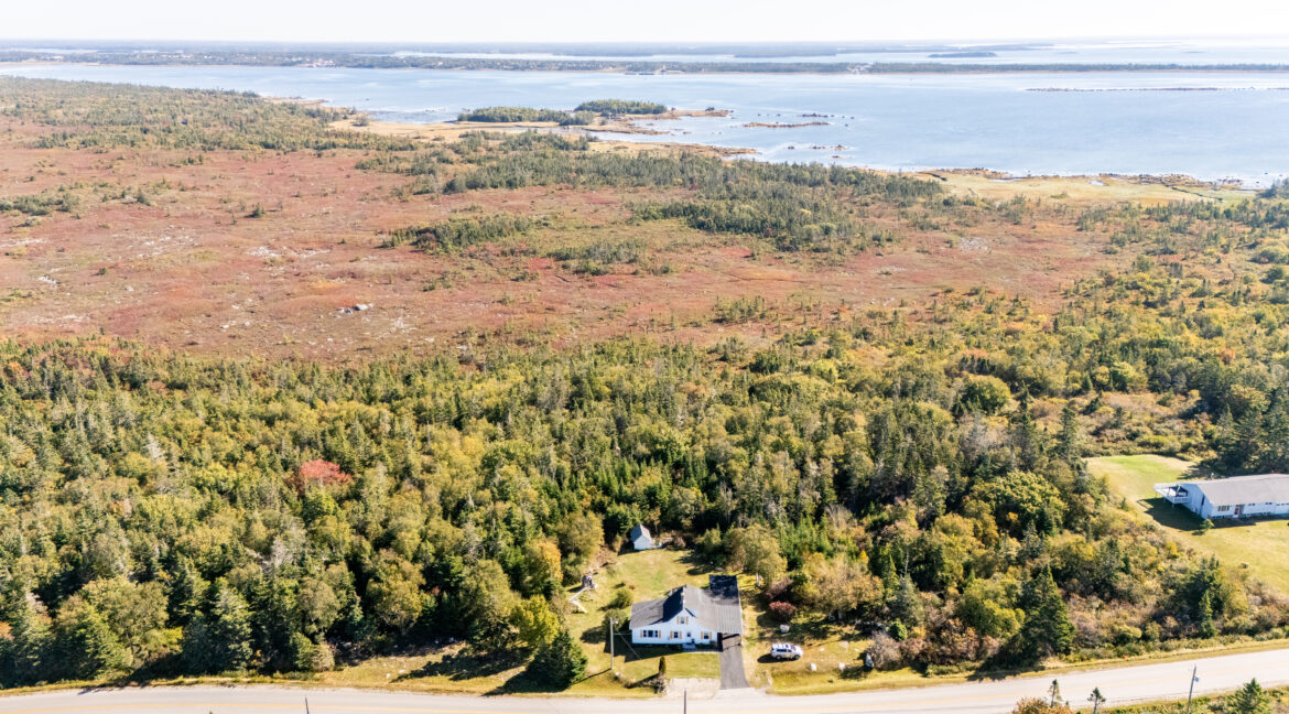 2099ComeausHillRoad-7